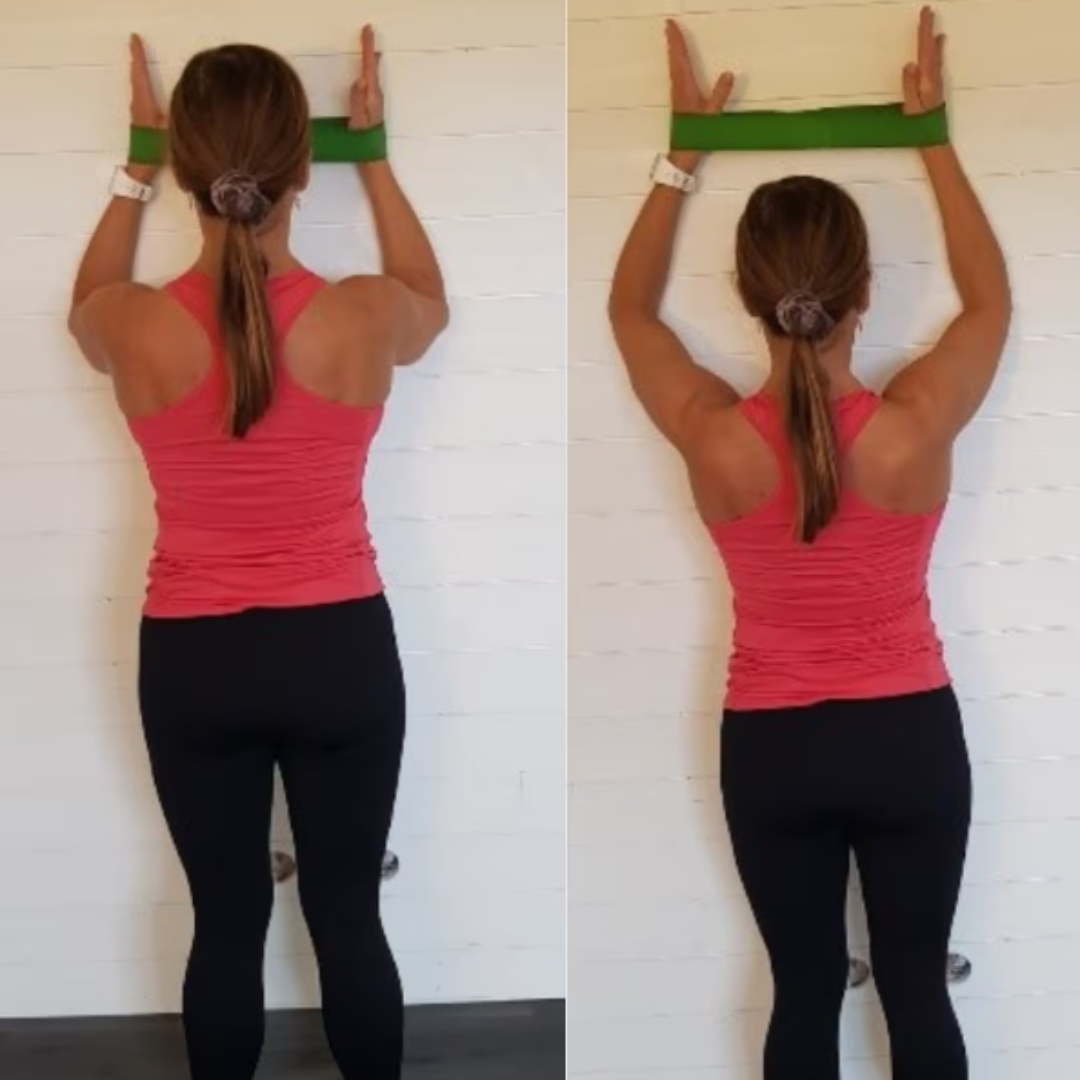 Övning 1. Wallslides med gummiband, 3x10 4 övningar för bättre hållning - Stabil Posture